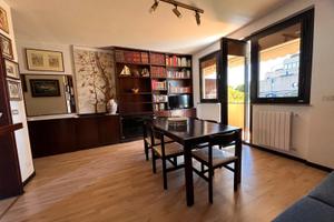 Quadrilocale signorile sul viale pedonale