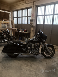 Harley davidson street glide special