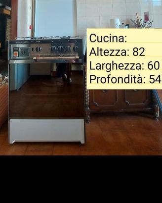 CUCINA A GAS - FUNZIONANTE 