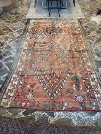 Antico tappeto berbero