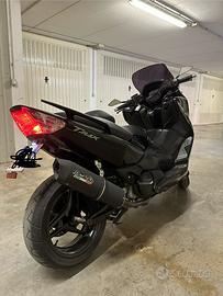 Yamaha T max black max