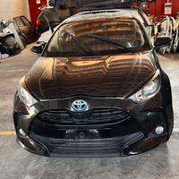 TOYOTA YARIS HYBRID RICAMBI USATI GARANTITI
