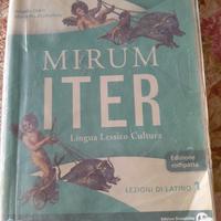 Libro di latino scuola superiore Mirum