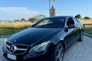 Mercedes-Benz E220