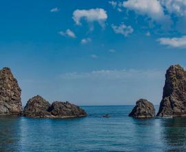 Acitrezza bivani fronte mare