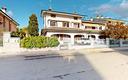 ampia-porzione-di-casa-libera-su-tre-lati