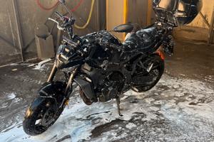 Mt09 y-amt pari al nuovo