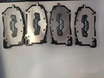 Pasticche freni anteriori per dischi carboceramici