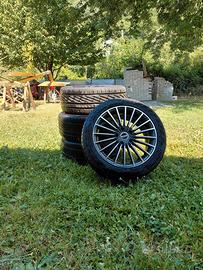 Pneumatici con cerchio 235/45 R17