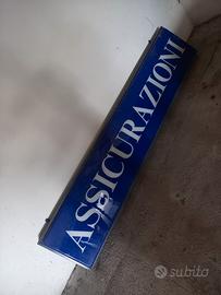 Insegna luminosa Assicurazioni