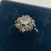 Anello in oro bianco e rosa di diamanti