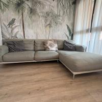 Divano tre posti con chaise longue Ditre Italia