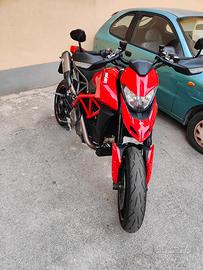 Ducati hypermotard 950