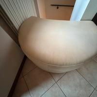 Divano in pelle beige