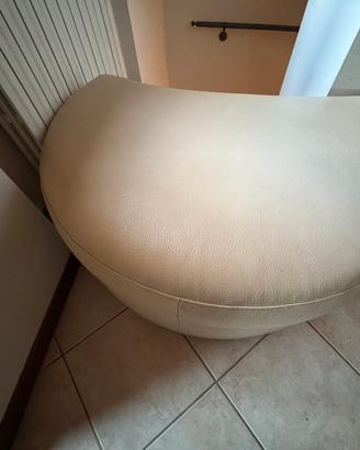 Divano in pelle beige