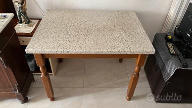Tavolo da cucina