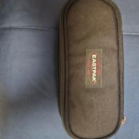 Astuccio Eastpak Oval Black (Classico)