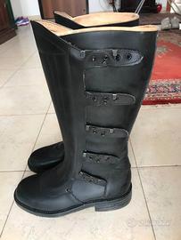 Stivali da motociclista mai usati a 5 fibbie