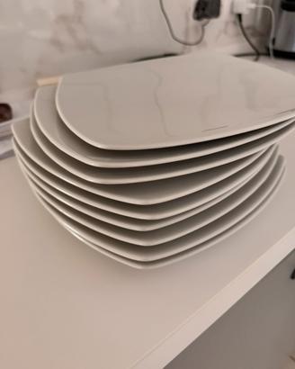 Set 9 piatti Saturnia bianchi Made in Italy
