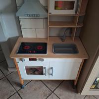 cucina in legno per bambini