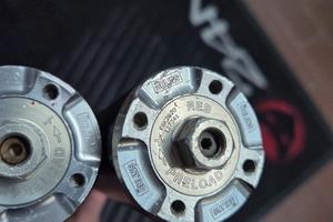 Forcelle con cartuccia Ohlins FGK Nix 30 Yamaha r6