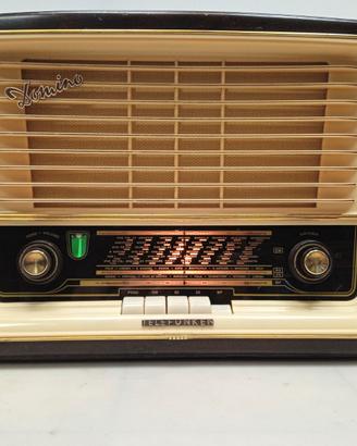 RADIO VINTAGE TELEFUNKEN