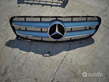 Griglia Anteriore Paraurti Per Mercedes GLA W156