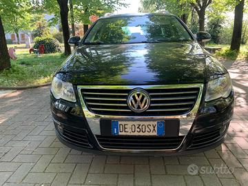 Volkswagen passat station wagon