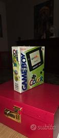 GAMEBOY COLOR nella scatola originale e libricini 