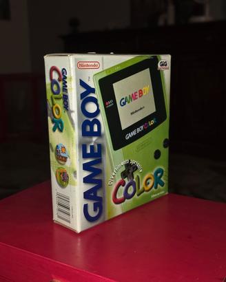 GAMEBOY COLOR nella scatola originale e libricini 