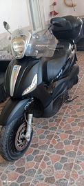  scooter Beverly 300 in buone condizioni 
