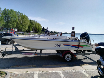 Barca motore Carello