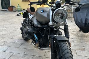 BMW RnineT scrambler