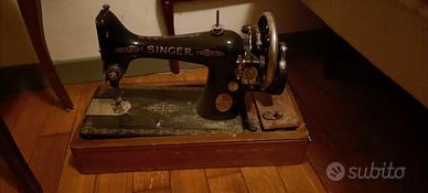Macchina da cucire antica SINGER