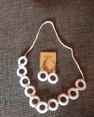 collana+ orecchini ad anelli fatti a mano