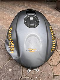Serbatoio Triumph Street Triple 675 ammaccato