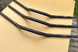 Manubrio Aprilia Dorsoduro 2B004165