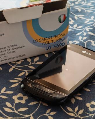 Smartphone LG P690