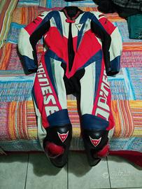 Tuta pelle  intera moto Dainese taglia 48