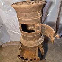 Stufa antica in ghisa....parigina