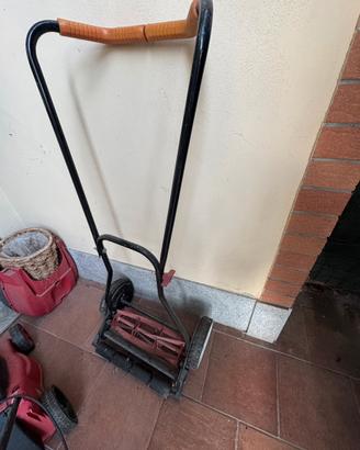 Tagliaerba manuale