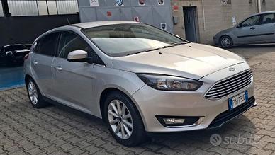 Ford Focus 1.6 120 CV Benz.GPL Titanium