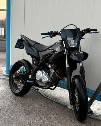 YAMAHA WR125X