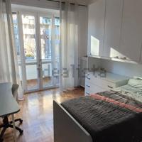 Stanza singola con balcone - zona Politecnico