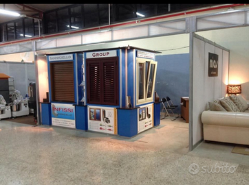 Espositore idraulico scarrabile indipendente