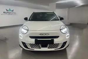 Fiat 600 Hybrid 100 CV DCT MHEV La Prima
