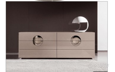 Mobile Archipenko di Minotti cassettiera