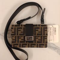 Borsa Fendi Nano Baguette 