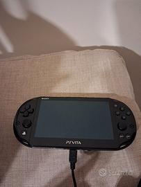 ps vita e 3 giochi