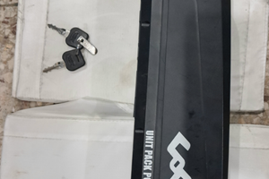 Batteria per bicicletta elettrica con chiavi caric